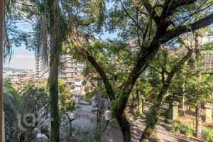 Image 10 - 893649