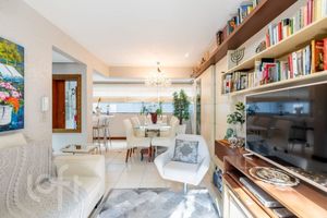 Image 7 - 893649