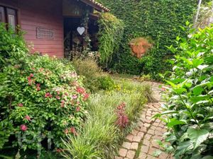 Image 4 - 893655