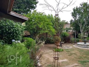 Image 32 - 893655