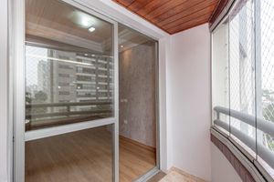 Image 1 - 893657