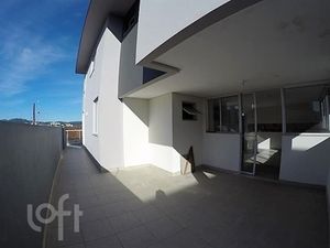 Image 13 - 893658