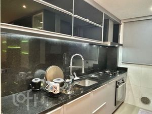 Image 8 - 893660