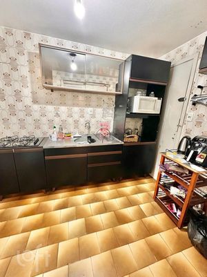 Image 9 - 893667