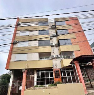 Image 31 - 893667