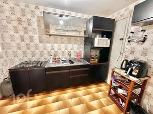 Image 8 - 893667