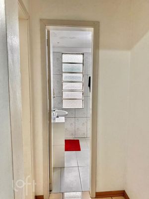 Image 5 - 893667