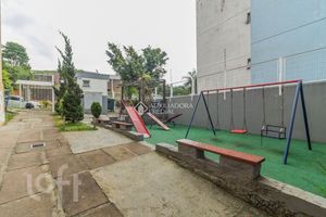 Image 11 - 893673