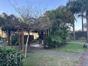 Image 19 - 893674