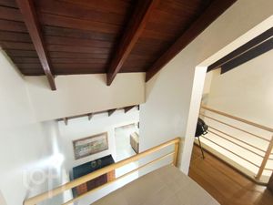 Image 25 - 893676