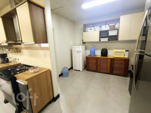 Image 7 - 893676