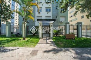 Image 41 - 893679