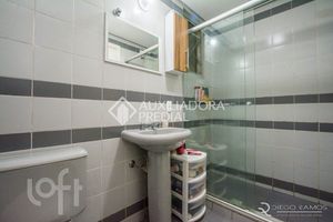 Image 9 - 893679