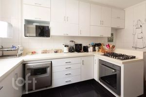Image 7 - 893683
