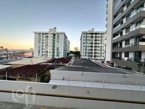 Image 15 - 893725