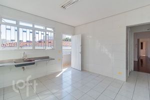 Image 4 - 893732