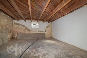 Image 35 - 893732