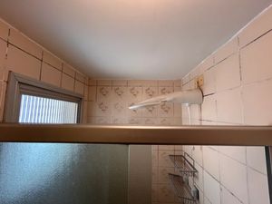 Image 5 - 893753