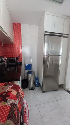 Image 19 - 893755