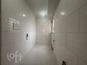 Image 4 - 893757