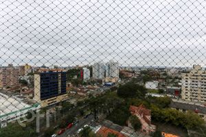Image 32 - 893758