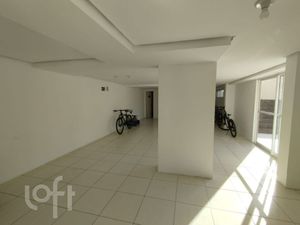 Image 24 - 893766
