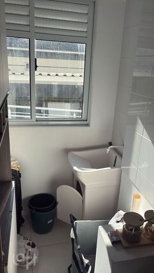 Image 8 - 893799