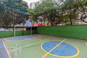 Image 12 - 893802