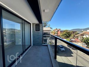 Image 1 - 893825
