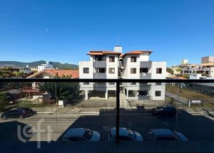Image 3 - 893825