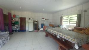 Image 4 - 893842