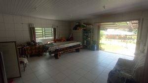 Image 5 - 893842