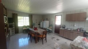 Image 3 - 893842