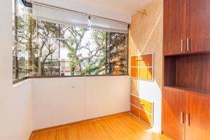 Image 3 - 893847