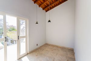 Image 25 - 893853