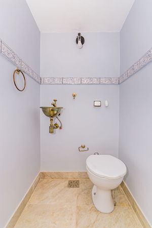 Image 35 - 893853