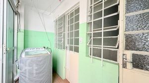 Image 19 - 893859