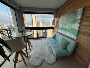 Image 6 - 893861