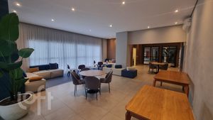 Image 21 - 893863
