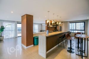 Image 12 - 893863