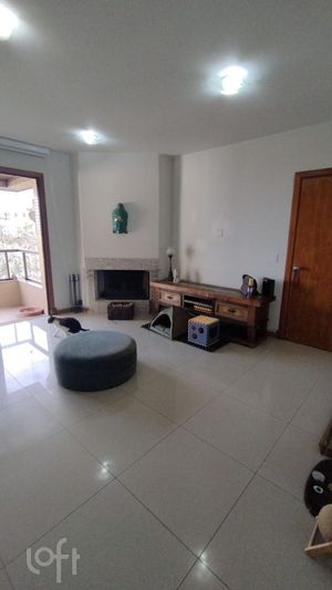 Image 5 - 893878