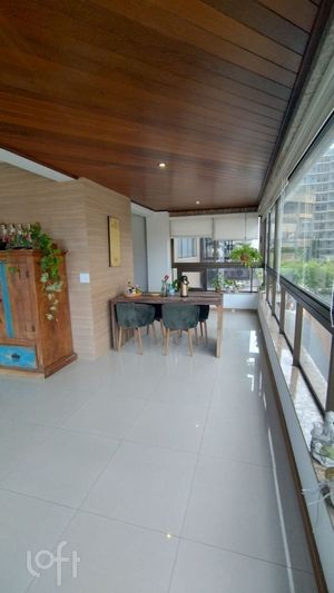 Image 2 - 893878