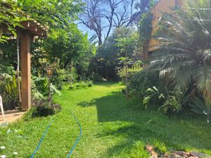 Image 2 - 893879