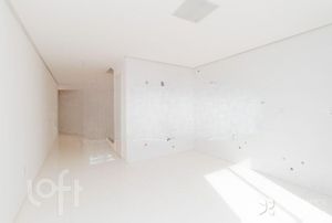 Image 0 - 893882