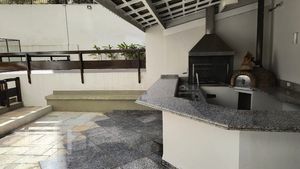 Image 29 - 893884