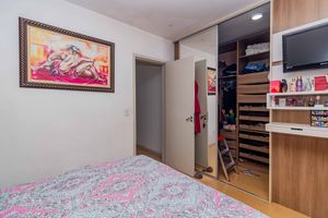 Image 14 - 893894