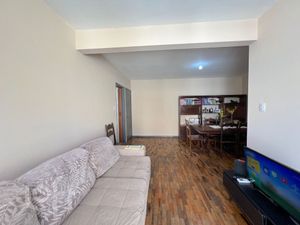 Image 4 - 893897