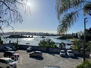 Image 36 - 893897