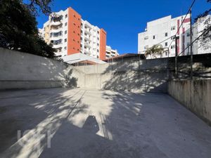 Image 52 - 893897