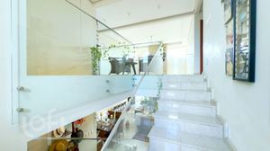 Image 11 - 893899